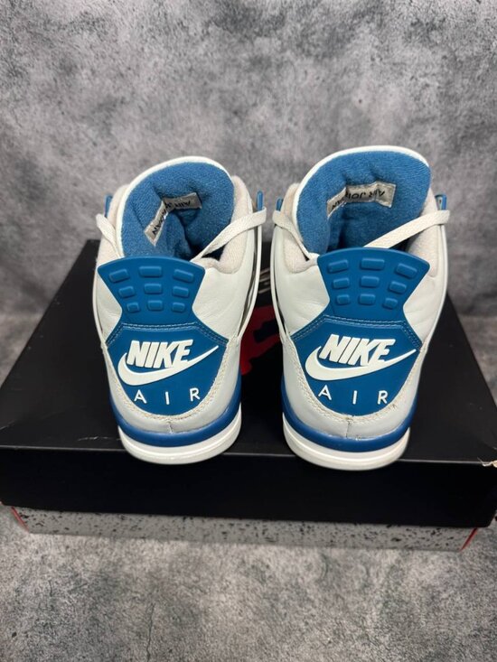 Size 11.5 | Jordan 4 Military Blue With Box | Pre-Owned main image 10